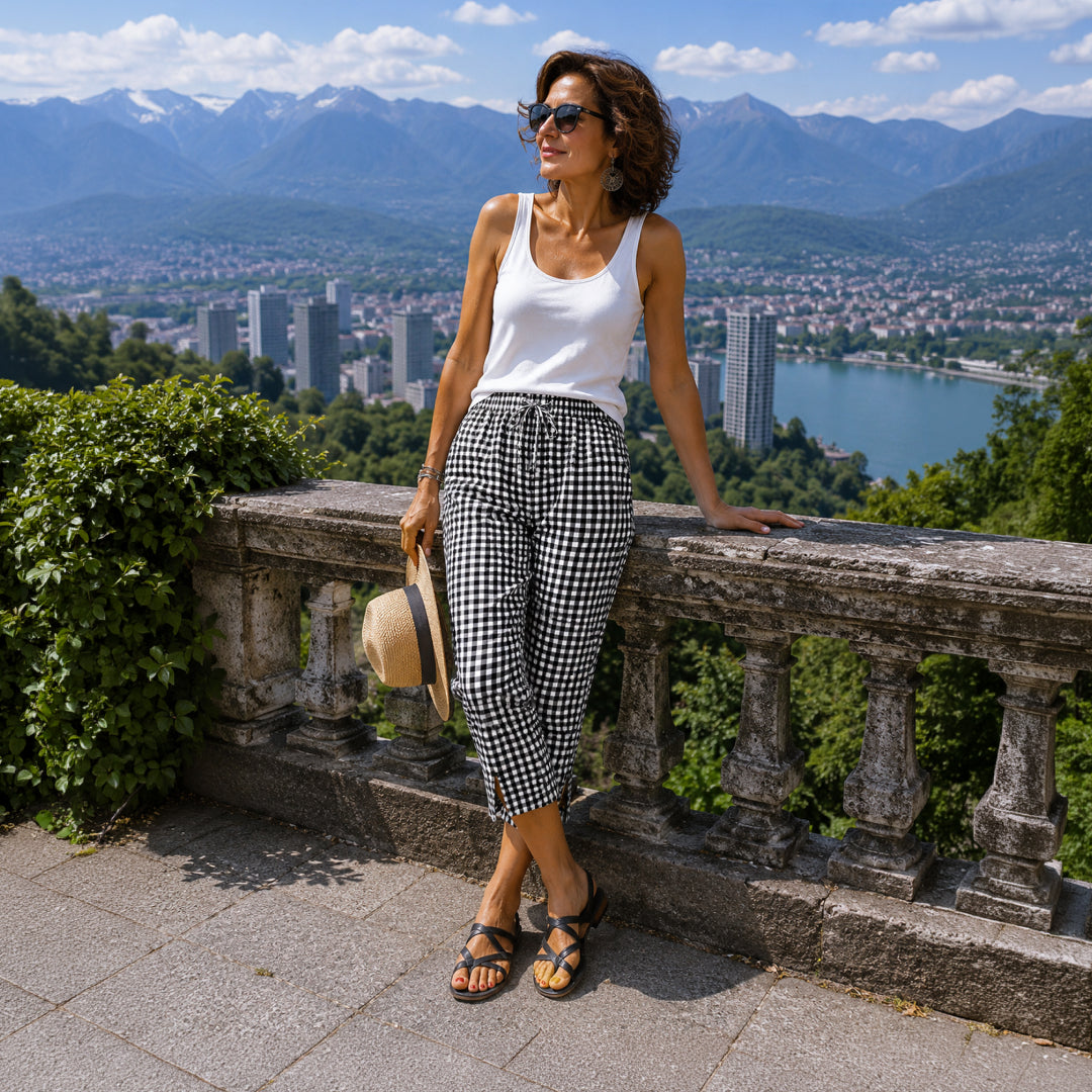 Jessy | Relaxed Summer Plaid Capri Pants