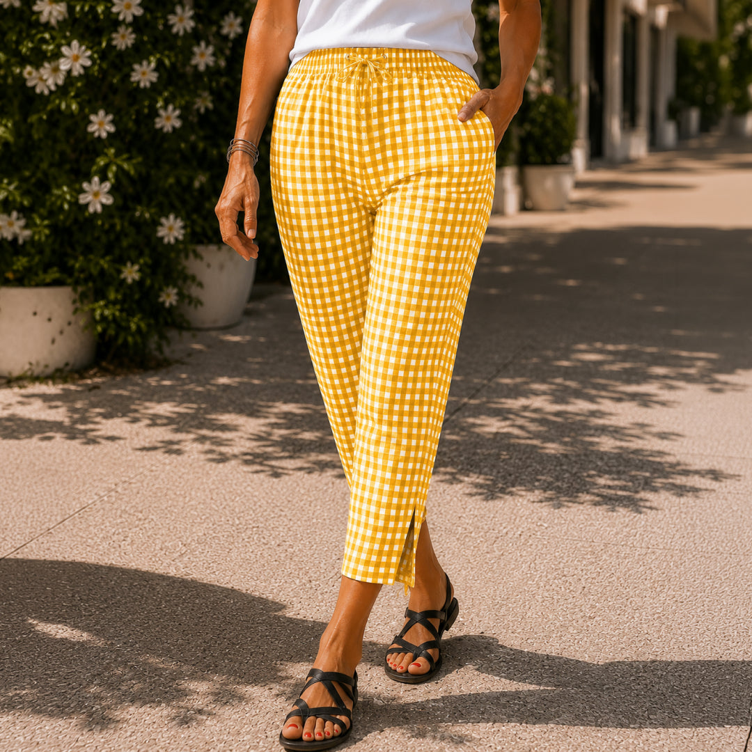 Jessy | Relaxed Summer Plaid Capri Pants