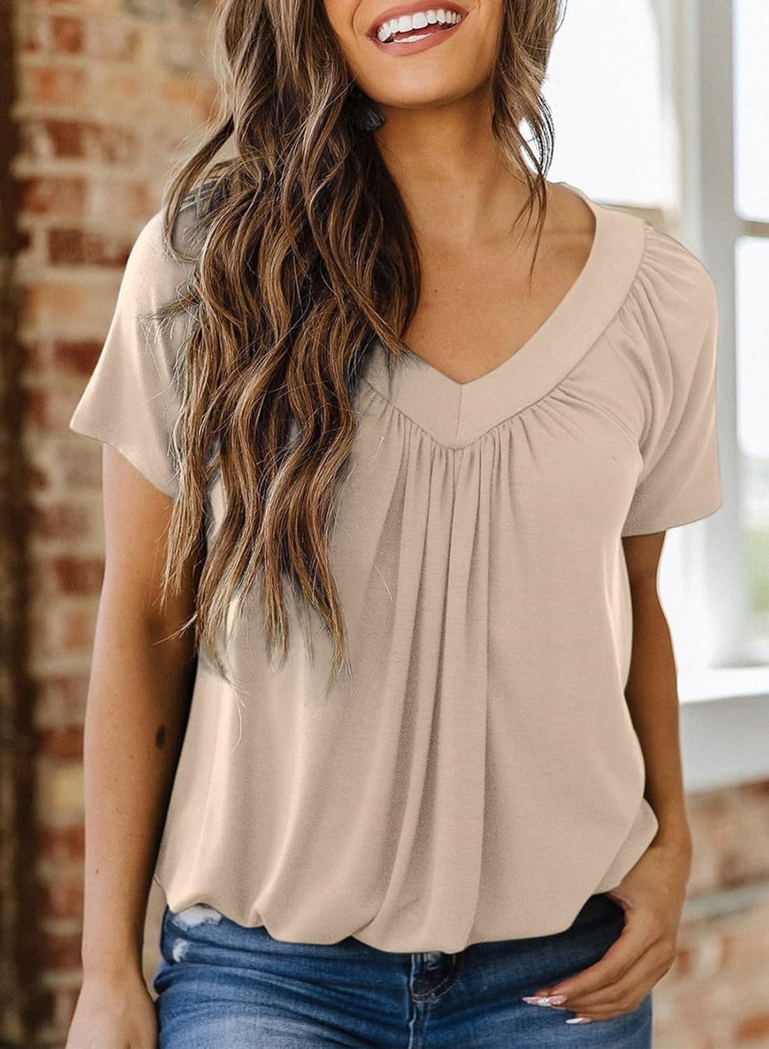 Maureen | Timeless Short Sleeve T-shirts
